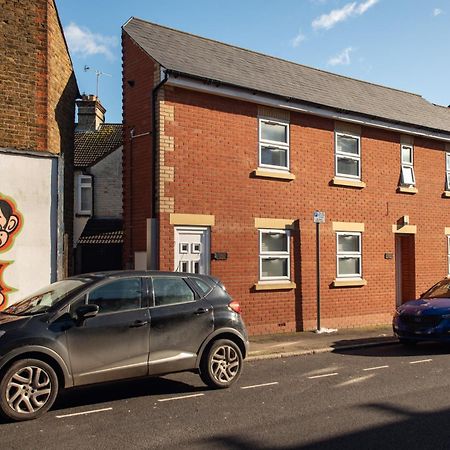 Watford Central Serviced Apartments エクステリア 写真